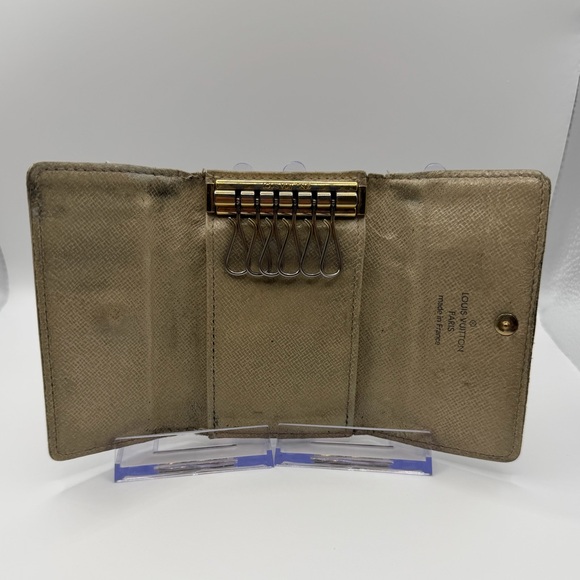 Louis Vuitton Damier Azur 6 Key Cles - Picture 3 of 5